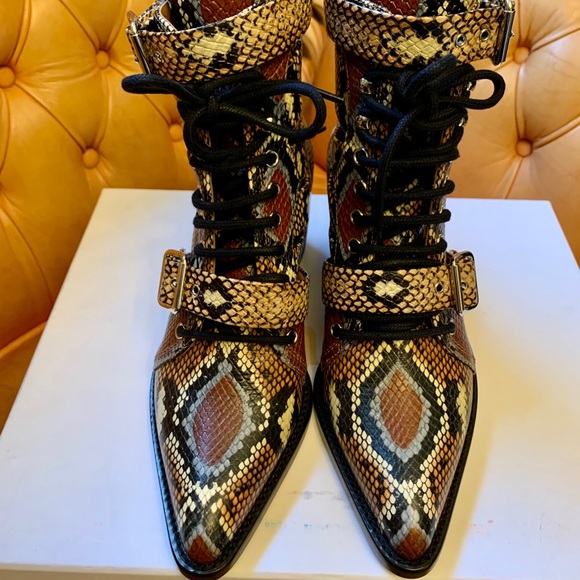 Authentic Chloe Rylee Python Embossed Leat… - Picture 2 of 9